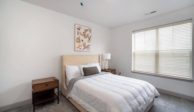 Landing | Stylish 2BD, Gym, Clubhouse