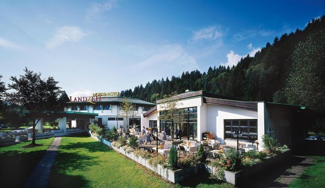 Landzeit Restaurant Angath