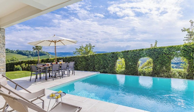 Langhe Dream House - Four Bedroom Villa, Sleeps 8
