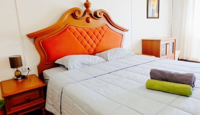 Lanna Style large 1BR Condo w PoolWifi @Hillside 4 Nimman 2 beds