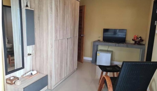 Lantern Suites Don Muang Airport with Maid Service