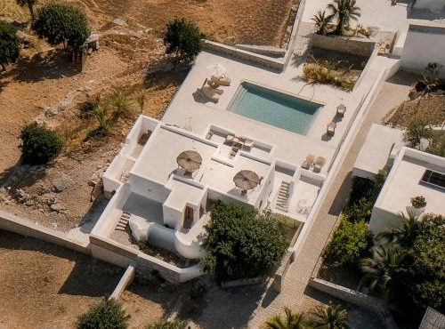 Lanvi house paros
