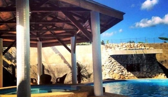 Lapu Lapu Cottages and Restaurant