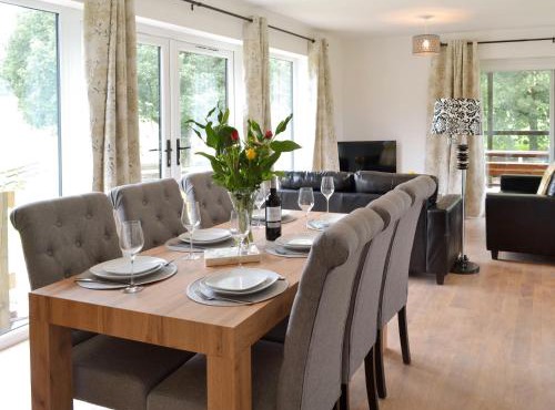 Larch Lodge