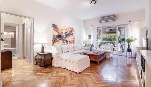 Large 2BR Apt · Treetop Balcony & Natural Light