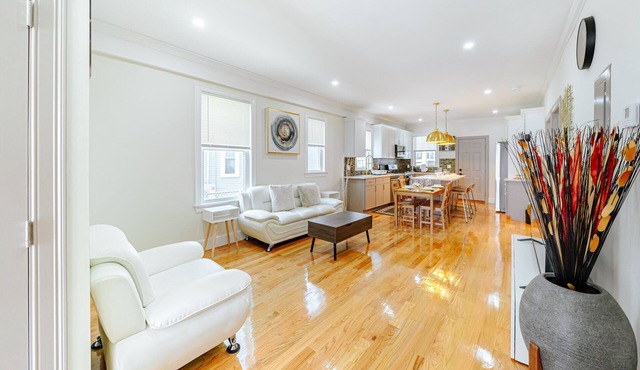 Large 3BR Pet-Friendly Apt w/Free Parking Near Red Line-Downtown Boston 82