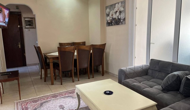 Large and spacious 4-bedroom apartment in Istanbul city center