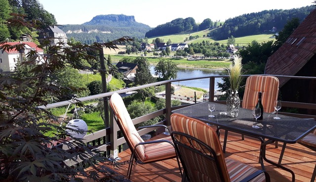 Large apartment in Burghain-Rathen and terrace with Elbe view and panorama