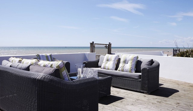 Large Beach Front Mansion with Sea Views, Gardens, Hot Tub, Featured on ITV1