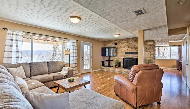Large Beaver Lake Hideaway with Deck on 7 Acres!
