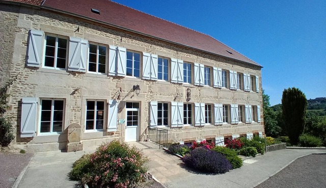 Large, charming 30-bed gîte with SPA and plenty of space