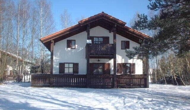 Large, comfortable holiday home, very quiet, on a large park-like ground