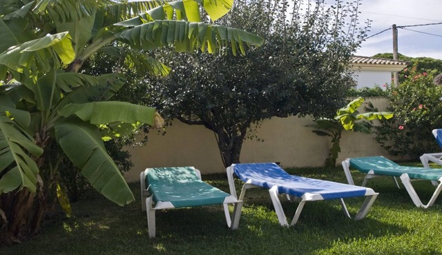 Large community pool, beautiful outdoor kitchen with grill, private garden with garden furniture - Casa Marin 4 -