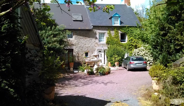 Large cottage 5 pers., 100m2, 17th century, Bay edge Mont Saint Michel