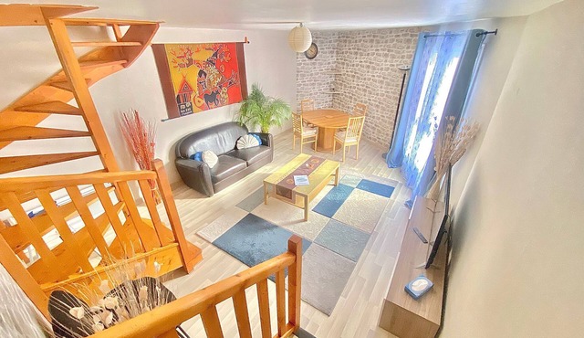Large duplex - Centre - Secure parking - 4 bedrooms. - 7 pers. - Lingerie