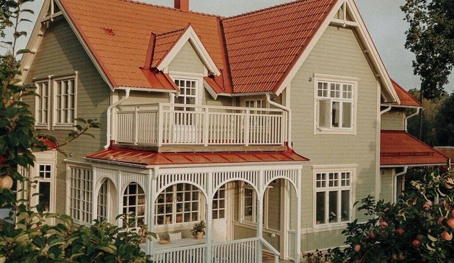 Large family house with garden in Mariefred