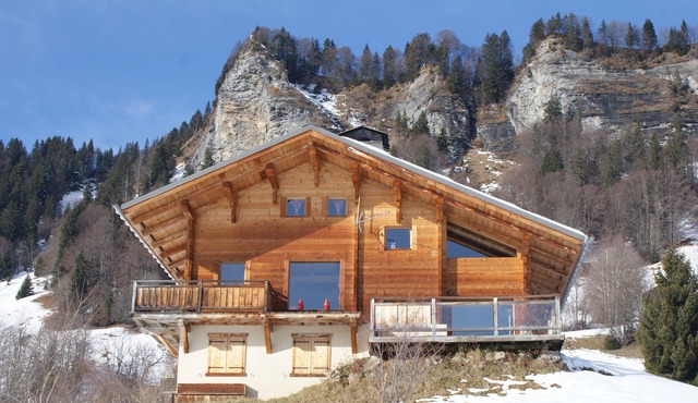 Large chalet labeled 4 * for 10 people with breathtaking Mont-Blanc view
