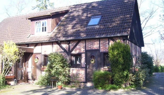 Large holiday flat with garden, barbecue and terrace