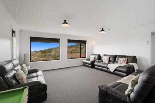 Large House, Centrally Located With Amazing Views