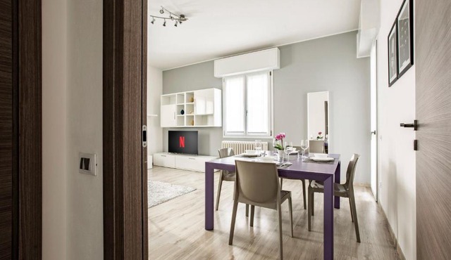 Large Modern Apartment - Como & Bellagio nearby - With parking & balcony