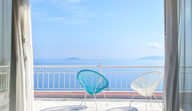 Large modern 4 bed/bath villa overlooking sea & fishing village (sleep 10)