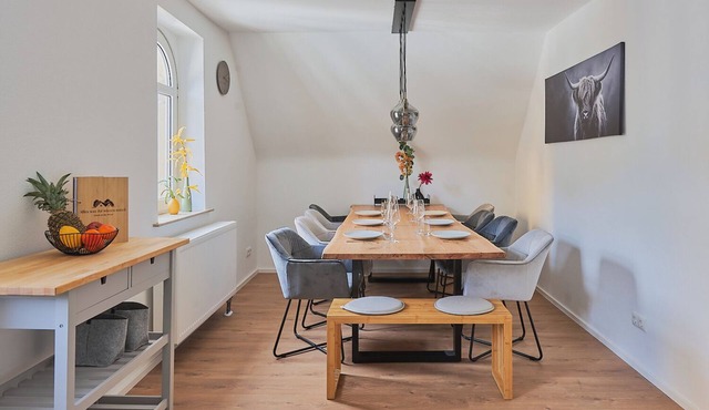 Large Mosel Vacation Rental, 4 Bedrooms & Up to 8 Guests, with Parking