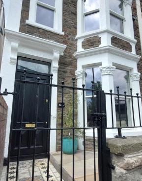 Large newly refurbished house close to harbour