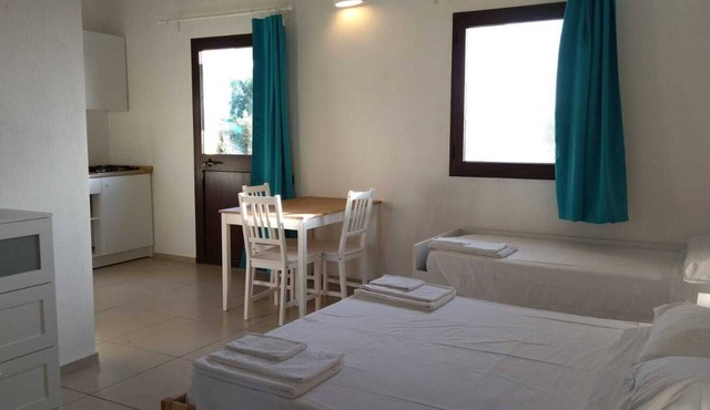 Large studio apartment in Sinis.