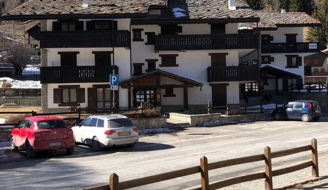 Large studio apartment in downtown Champoluc