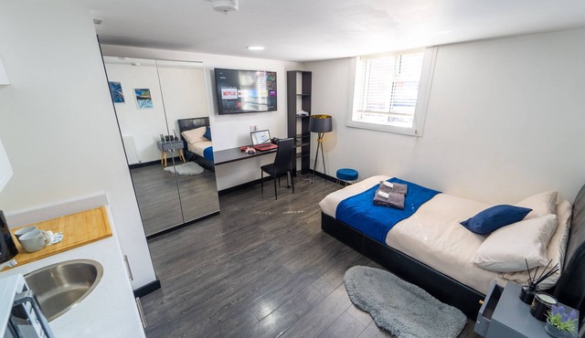 Large studio for short term stays near city!