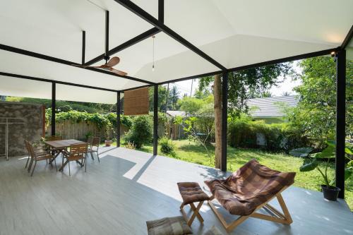 Large Terrace Tropical Garden House in Koh Phangan