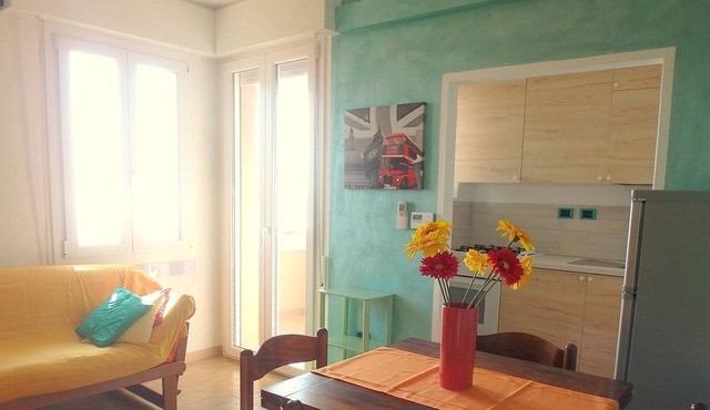 Large three-room apartment in the center with beautiful sea view in Lido di Pomposa