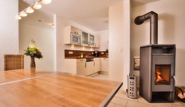 Large vacation apartment (100sqm) with terrace and garden
