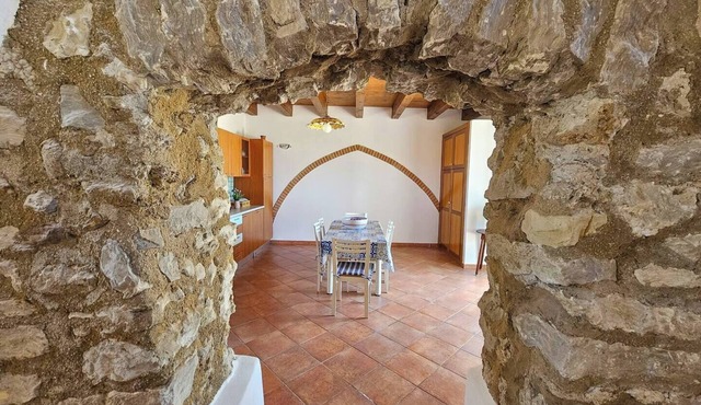 Large villa on two levels with outdoor spaces dedicated to your relaxation