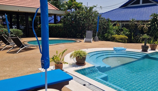 LARGE VILLA SWIMMING POOLS TROPICAL GARDEN SEA GOLF RELAXATION 6/12 ADULTS