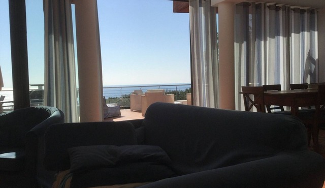 Large villa with pool, exceptional views