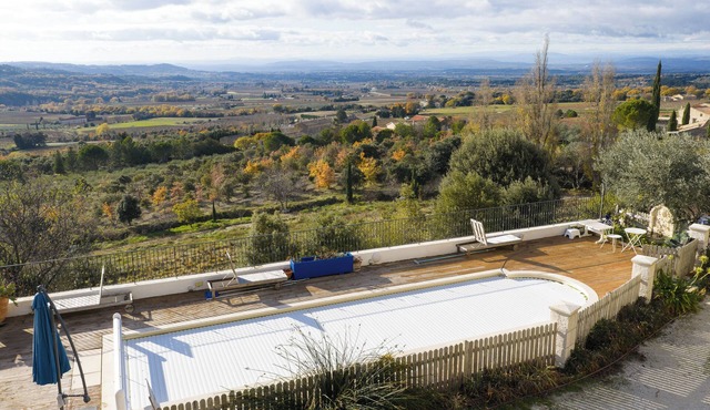 Large villa with pool and unobstructed view, spectacular sunset!