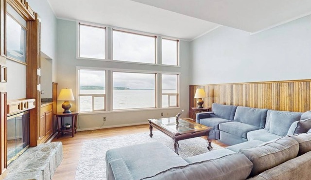 Large waterfront estate with main house, townhouse w/hot tub + studio cottage