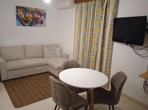 Larnaca, Pervolia 1 bedroom seaside apartment