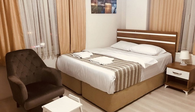LAROK HOTEL