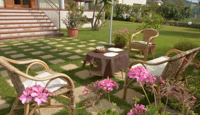 Larus Hotel