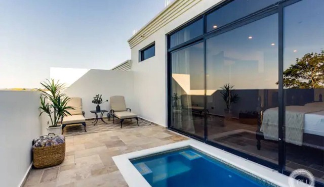 Las Haciendas, Villa 2 with Private Plunge Pool