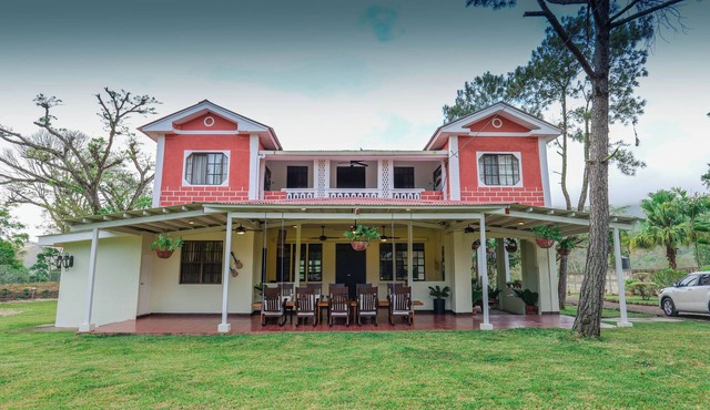 Las Mercedes Mountain House