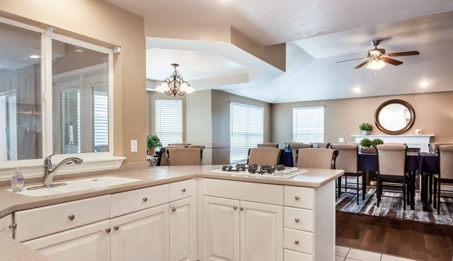 **Last Min Opening** 60% off! * Indoor Pool, Hot tub * Near Ski Resorts
