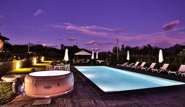 LAST MINUTE OFFER- Exclusive Villa, Pool, BBQ
