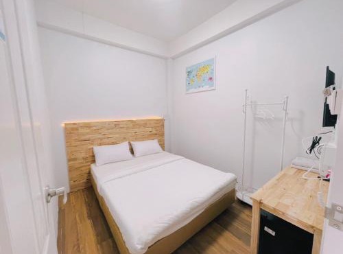 latitude 14 Room & breakfast