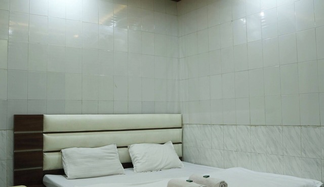 Laugh Tale Hostel