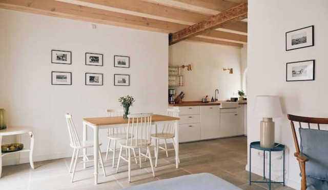 Laundry/Apartment with 2 bedrooms