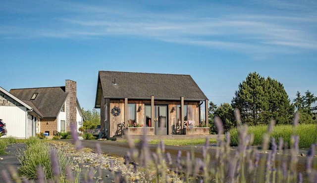Lavender Moon Farm Cottage