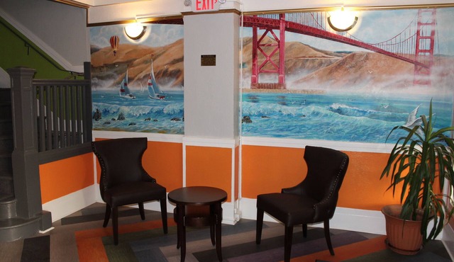 Layne Hotel
